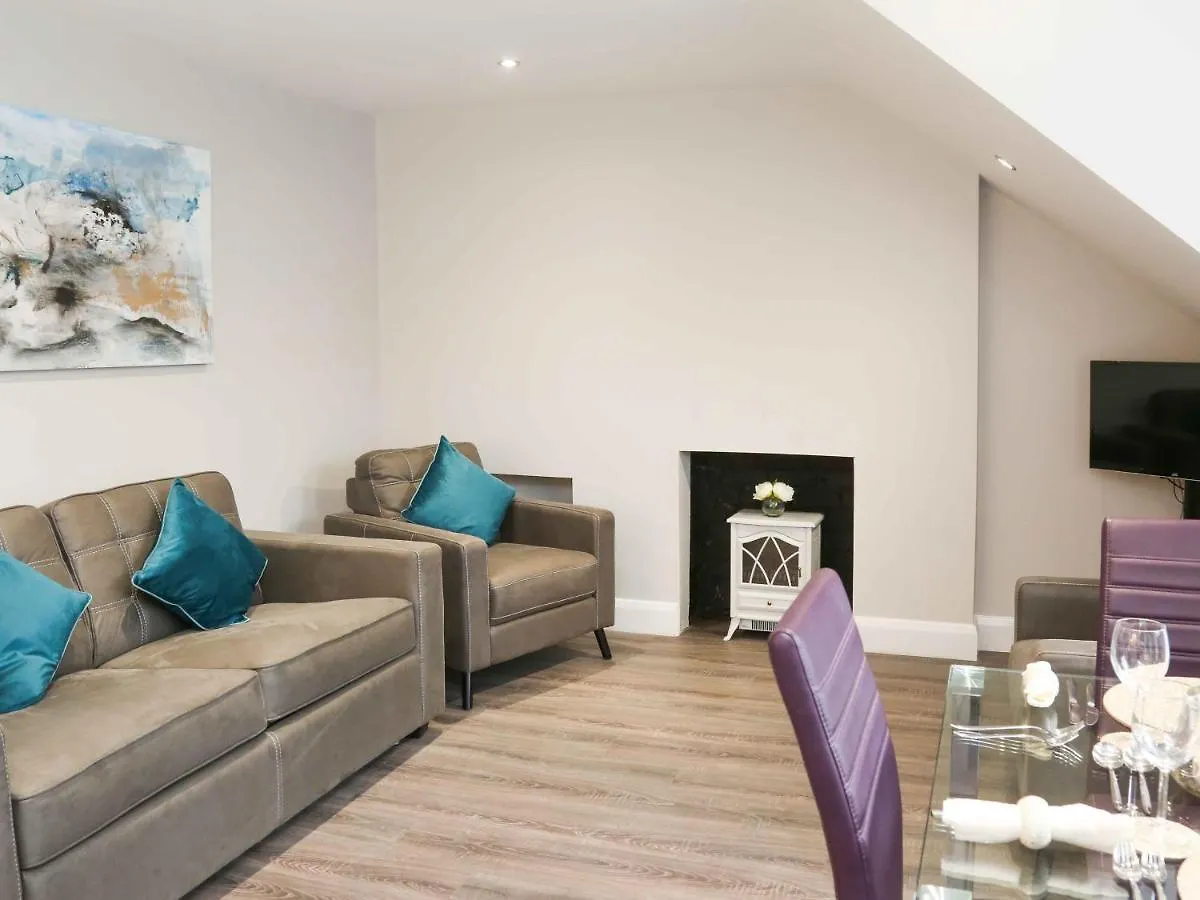 Belfast Serviced Apartments - Eglantine contacts